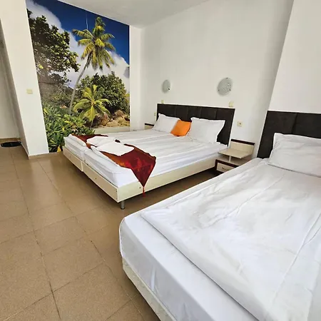 Mirage Family Hotel